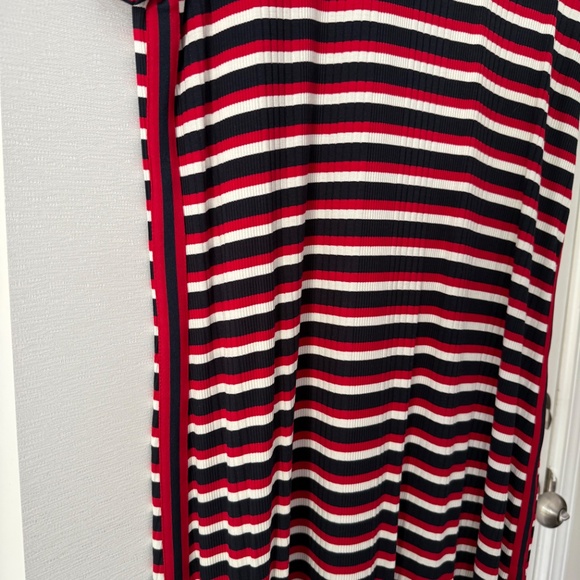 Tommy Hilfiger Dress - Picture 4 of 9